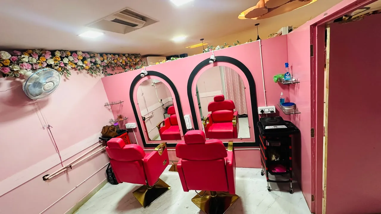Salon Interior